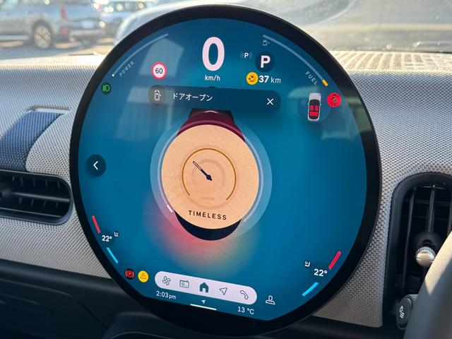 ＭＩＮＩ クーパーＣ　フェイバリット・トリム　ベスキン紺シート　シートヒーター　ステアリングヒーター　１７ＡＷ　ヘッドアップＤ　ＡＣＣ　Ｄアシスト　タッチパネルナビ　アップルカープレイ　リヤカメラ　ワイヤレスチャージ　Ｂｌｕｅｔｏｏｔｈ　ＥＴＣ（55枚目）