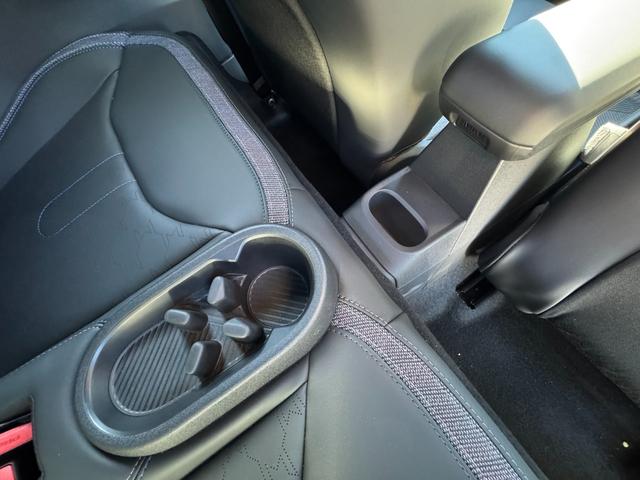 �S���̂��q�l�Ɍ����Ĕ̔��\�ł��B���{�S���[�ԉ\�ł���f�ډ摜�ł͂킩��Ȃ����A�R���f�B�V�����̐����A�ڍ׉摜�̒ǉ��Ȃǂ��C�y�ɂ��\���t�����������B�����_�C�����S���̂��q�l�Ɍ����Ĕ̔��\�ł��B