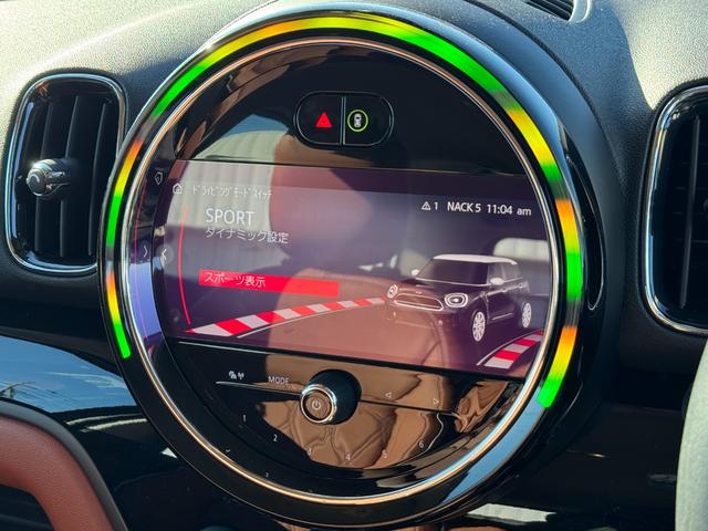 ＭＩＮＩ クーパーＳＤクロスオーバーオール４　クラシックトリム　デジタルＰＫＧ　タッチパネルナビ　リヤカメラ　アップルカープレイ　モルトブラウン革電動シート　シートヒーター　電動リヤゲート　１８ＡＷ　ヘッドアップＤ　ＡＣＣ　Ｄアシスト　ＥＴＣ　１オーナ　禁煙車（55枚目）