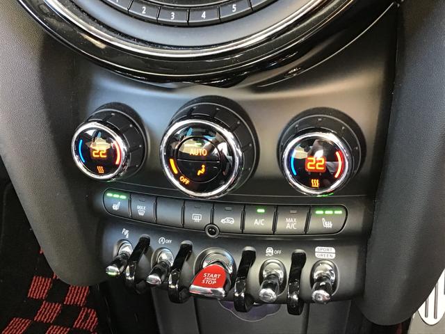 ＭＩＮＩ ジョンクーパーワークス　ワンオーナー　禁煙車　ドライビングアシスト　ＬＥＤヘッドライト　ヘッドアップディスプレイ　アクティブクルーズコントロール　ＨＤＤタッチパネルナビ　リアビューカメラ　シートヒーター　アンビエントライト（33枚目）