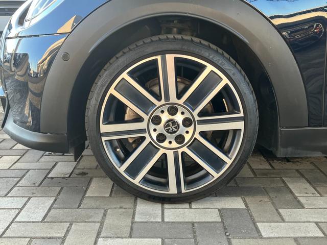 ＭＩＮＩ クーパーＳＤ　ミニ・ユアーズ・トリム　ワンオーナー　禁煙車　ユアーズパッケージ　ドライビングアシスト　アクティブクルーズコントロール　ＨＤＤタッチパネルナビ　リアビューカメラ　コンフォートアクセス　アンビエントライト　ワイヤレスチャージ（10枚目）