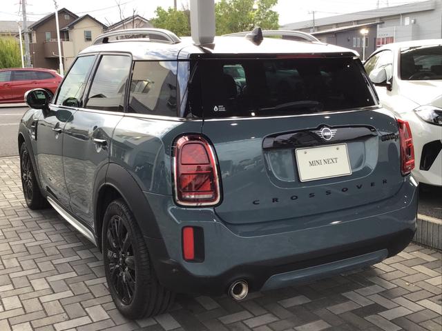 ＭＩＮＩ クーパーＤ　クロスオーバー　クラシック・トリム　アクティブクルーズコントロール　ドライブアシスト　ＬＥＤヘッドライト　リアカメラ　前後パークディスタンスコントロール　アンビエントライト　ワイヤレス充電　コンフォートアクセス　電動リアゲート　ＥＴＣ（3枚目）