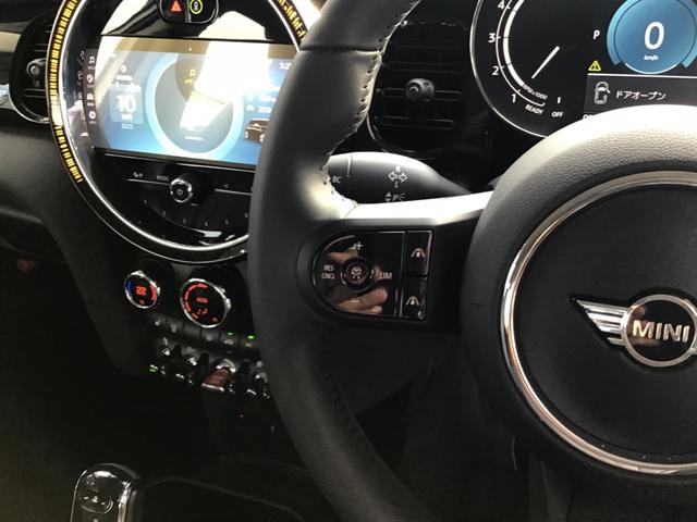 ＭＩＮＩ クーパーＤ　カムデン・エディション　アクティブクルーズコントロール　ドライブアシスト　コンフォートアクセス　ＬＥＤヘッドライト　リアカメラ　前後パークディスタンスコントロール　アンビエントライト　アップルカープレイ　ＥＴＣ車載器　禁煙車（38枚目）