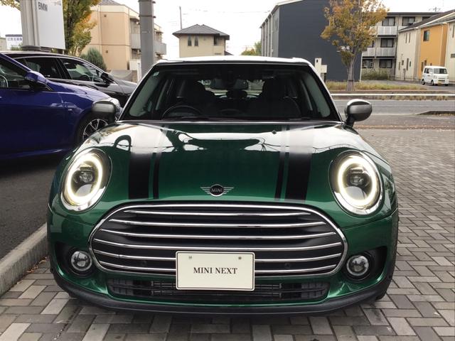ＭＩＮＩ クーパーＤ　クラブマン　クラシック・トリム　ＬＥＤヘッドライト　クルーズコントロール　ドライブアシスト　リアカメラ　前後パークディスタンスコントロール　コンフォートアクセス　アンビエントライト　アップルカープレイ　ＥＴＣ車載器　クラシックトリム（4枚目）