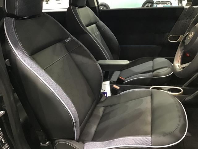 ＭＩＮＩ クーパーＥ　クラシック・トリム　レンタアップ　クラシックトリム　アクティブクルーズコントロール　ヘッドアップディスプレイ　リアカメラ　コンフォートアクセス　純正ＨＤＤナビゲーション　ワイヤレス充電　アップルカープレイ　ＬＥＤライト（14枚目）