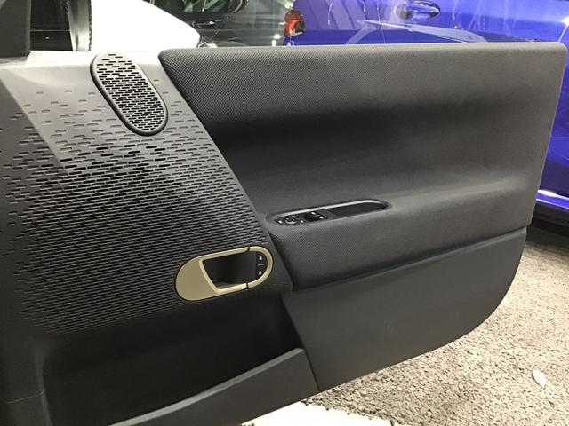 ＭＩＮＩ クーパーＥ　クラシック・トリム　レンタアップ　クラシックトリム　アクティブクルーズコントロール　ヘッドアップディスプレイ　リアカメラ　コンフォートアクセス　純正ＨＤＤナビゲーション　ワイヤレス充電　アップルカープレイ　ＬＥＤライト（33枚目）