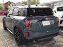 ＭＩＮＩ クーパーＤ　クロスオーバー　クラシック・トリム　アクティブクルーズコントロール　ドライブアシスト　ＬＥＤヘッドライト　リアカメラ　前後パークディスタンスコントロール　アンビエントライト　ワイヤレス充電　コンフォートアクセス　電動リアゲート　ＥＴＣ（3枚目）