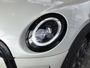 ＭＩＮＩ クーパーＤ　カムデン・エディション　アクティブクルーズコントロール　ドライブアシスト　コンフォートアクセス　ＬＥＤヘッドライト　リアカメラ　前後パークディスタンスコントロール　アンビエントライト　アップルカープレイ　ＥＴＣ車載器　禁煙車（7枚目）