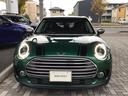 ＭＩＮＩ クーパーＤ　クラブマン　クラシック・トリム　ＬＥＤヘッドライト　クルーズコントロール　ドライブアシスト　リアカメラ　前後パークディスタンスコントロール　コンフォートアクセス　アンビエントライト　アップルカープレイ　ＥＴＣ車載器　クラシックトリム（4枚目）