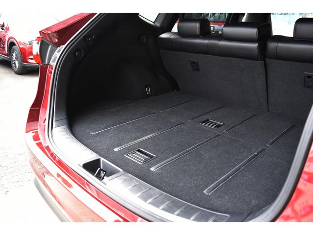 ハリアー プログレス　ＬＥＤヘッドライト　オートマチックハイビーム　車線逸脱警告　横滑り防止　ＡＢＳ　アイドリングストップ　全周囲カメラ　パワーゲート　メモリーナビ　クリランスソナー　ブルーレイＤＶＤ再生　盗難防止装置（40枚目）