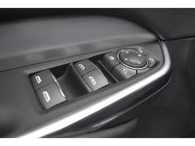 キャデラックその他 ＸＴ４　Ｐｒｅｍｉｕｍ　Ｌｕｘｕｒｙ　ＡＷＤ　パノラマルーフ　ハンズフリーパワーリフトゲート　レザーシート　ＬＥＤヘッドランプ　ルーフレール　イルミネーティングドアハンドル　メモリーパッケージ　アルミインテリアトリム　法人１オーナー禁煙車（23枚目）