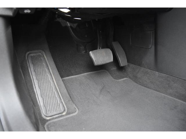 キャデラックその他 ＸＴ４　Ｐｒｅｍｉｕｍ　Ｌｕｘｕｒｙ　ＡＷＤ　パノラマルーフ　ハンズフリーパワーリフトゲート　レザーシート　ＬＥＤヘッドランプ　ルーフレール　イルミネーティングドアハンドル　メモリーパッケージ　アルミインテリアトリム　法人１オーナー禁煙車（25枚目）