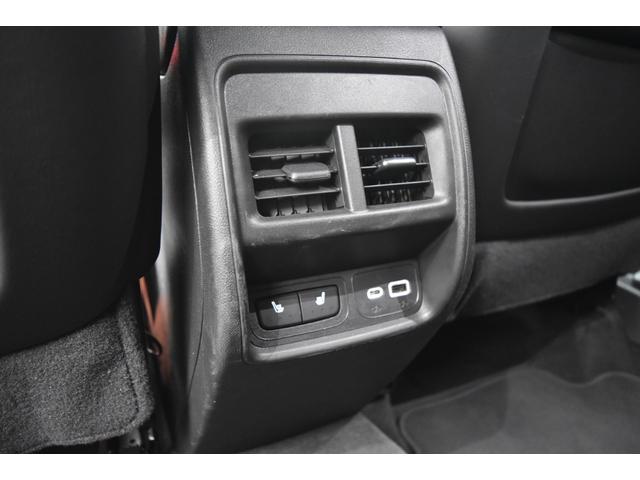 キャデラックその他 ＸＴ４　Ｐｒｅｍｉｕｍ　Ｌｕｘｕｒｙ　ＡＷＤ　パノラマルーフ　ハンズフリーパワーリフトゲート　レザーシート　ＬＥＤヘッドランプ　ルーフレール　イルミネーティングドアハンドル　メモリーパッケージ　アルミインテリアトリム　法人１オーナー禁煙車（46枚目）