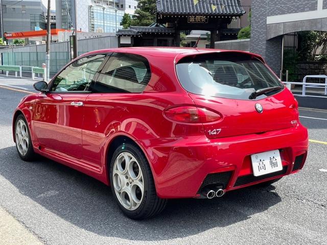 アルファ１４７ ＧＴＡ　禁煙車	左ハンドル　フロア６ＭＴ（7枚目）