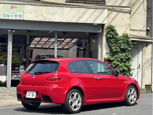 アルファ１４７ ＧＴＡ　禁煙車	左ハンドル　フロア６ＭＴ（9枚目）