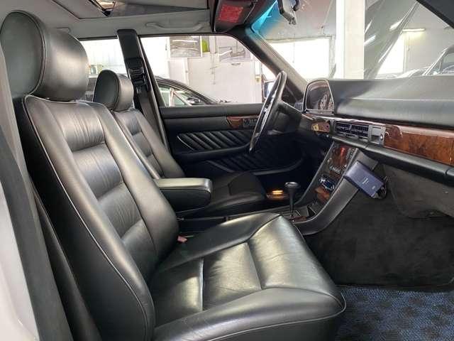 Ｓクラス ５６０ＳＥＬ　最終ディーラー車（6枚目）