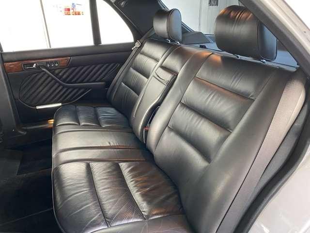 Ｓクラス ５６０ＳＥＬ　最終ディーラー車（11枚目）