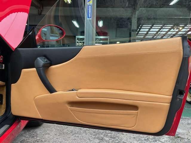 550 マラネロ 6速MT 正規ディーラー車 ロッソコルサ オリジナル(45枚目)