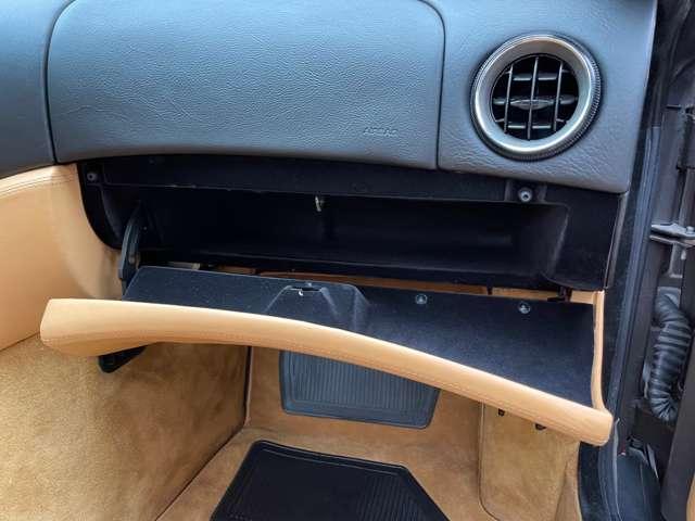 550 マラネロ 6速MT 正規ディーラー車 ロッソコルサ オリジナル(51枚目)