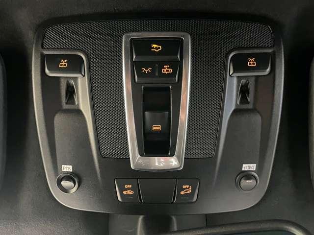 Gクラス G550 4×4 スクエアード 正規D車 4WD 受注生産モデル OP外装色 デジーノマグノプラチナムマット カーボン製オーバーフェンダー ツインサスペンション ドア開閉連動電動サイドステップ 360度カメラ(34枚目)