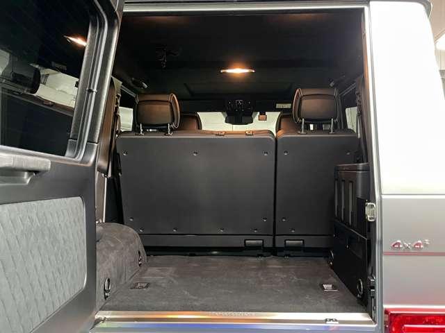 Gクラス G550 4×4 スクエアード 正規D車 4WD 受注生産モデル OP外装色 デジーノマグノプラチナムマット カーボン製オーバーフェンダー ツインサスペンション ドア開閉連動電動サイドステップ 360度カメラ(46枚目)