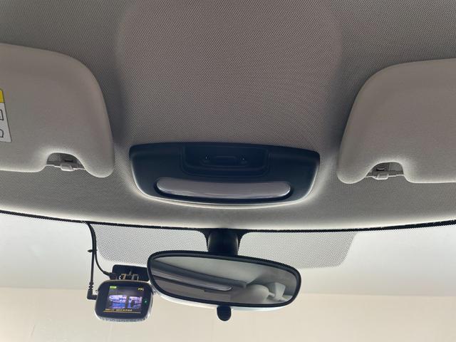 ＭＩＮＩ ワン　純正ナビ　ＵＳＢ　Ｂｌｕｅｔｏｏｔｈ接続可能　バックモニター　ドライブレコーダー　スマートキー　スペアキー　保証書　記録簿（12枚目）