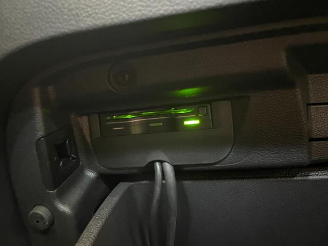 ザ・ビートル Ｒライン　純正ナビＴＶ　ＤＶＤ　Ｂｌｕｅｔｏｏｔｈ　ＵＳＢ接続　バックモニター　ＥＴＣ　ブラインドスポットモニター　ドラレコ３６０度　アイスト　パドルシフト　Ｐセンサー　クルコン　１８ＡＷ　認定中古（43枚目）