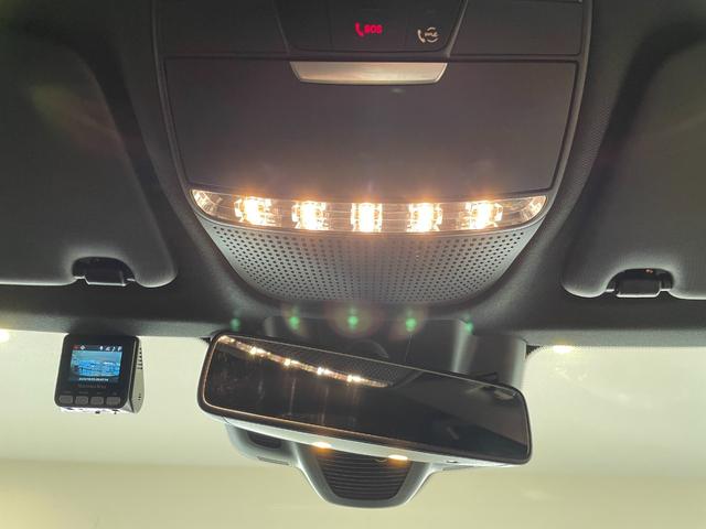 Ｃクラス Ｃ２００アバンギャルド　ＡＭＧライン　レーダーセフティ／純正ナビＴＶ／カープレイ＆アンドロイドオート／ＵＳＢ／Ｂｌｕｅｔｏｏｔｈ／バックモニター／ＬＥＤライト／黒革メモリー付Ｐシート／シートＨ／ＡＣＣ／ブラスポ／ドラレコ前後／ＥＴＣ２．０（12枚目）
