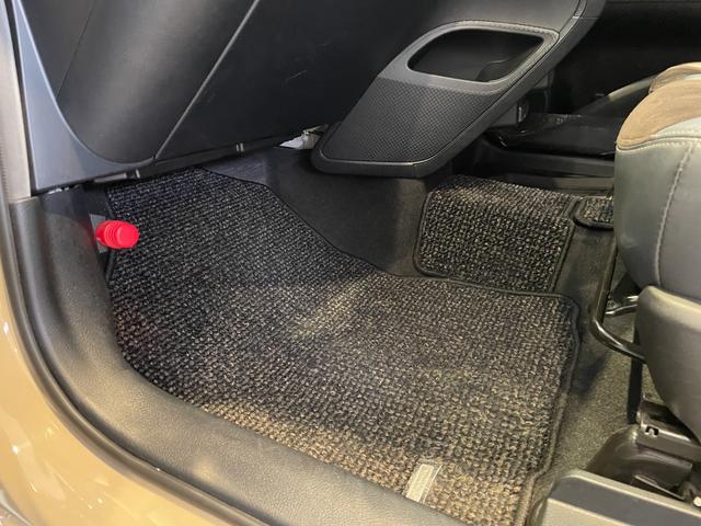 シエンタ ハイブリッドＧ　クエロ　ＴＲＤエアロ／ナビＴＶ／ＤＶＤ／Ｂｌｕｅｔｏｏｔｈ／ＵＳＢ／ＨＤＭＩ／ＥＴＣ／全方位カメラ／ドライブレコーダー前後連動／ＴＶキャンセラー／両側Ｐスライドドア／シートヒーター／ＬＥＤライト／フォグ（56枚目）