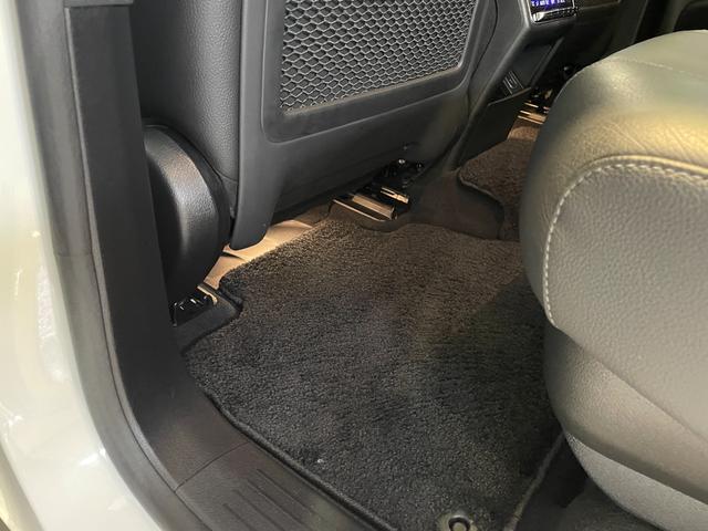 ＧＬＥ ＧＬＥ４００ｄ　４マチックスポーツ　パノラマサンルーフ／本革シート／ベンチレーション／シートヒーター／純正ナビＴＶ／Ｂｌｕｅｔｏｏｔｈ／ＵＳＢ／全方位カメラ／Ｂｒｕｍｅｓｕｔｅｒサウンド／ドラレコ／ルーフレール／ＨＵＤ／保証継承（65枚目）