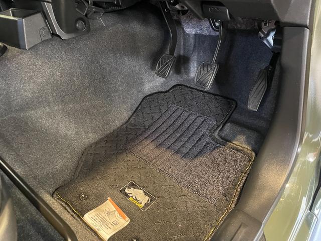 ジムニーシエラ ＪＣ　純正ナビＴＶ／ＤＶＤ／Ｂｌｕｅｔｏｏｔｈ／ＵＳＢ／バックモニター／ＥＴＣ／オプショングリル／スペアタイヤカバー／サイドバイザー／フロアマット／フロアライト／クルコン／デュアルセンサーブレーキサポート（52枚目）