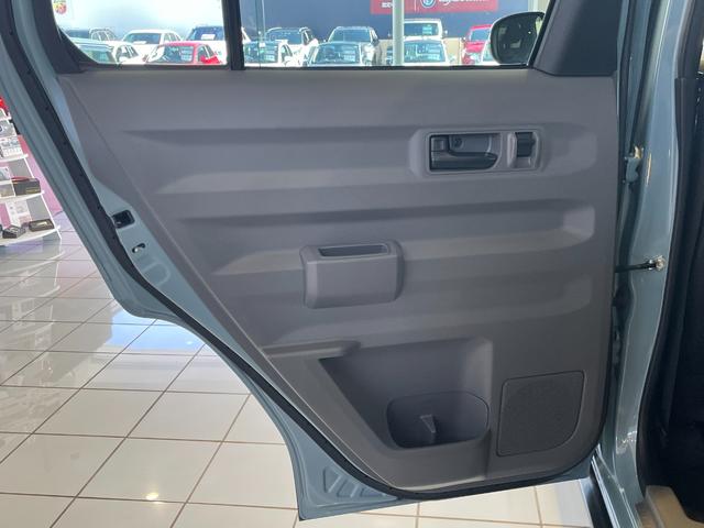 ご覧いただきありがとうございます。車両詳細等お気軽に店舗スタッフまでお問い合わせください。通話無料の専用フリーダイヤルもご用意しております【００７８−６０４３−８２２１】ぜひご利用ください。