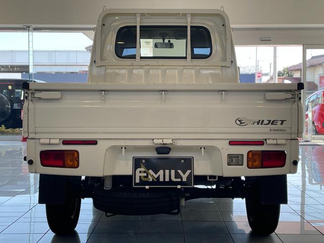 ご覧いただきありがとうございます。車両詳細等お気軽に店舗スタッフまでお問い合わせください。通話無料の専用フリーダイヤルもご用意しております【００７８−６０４３−８２２１】ぜひご利用ください。