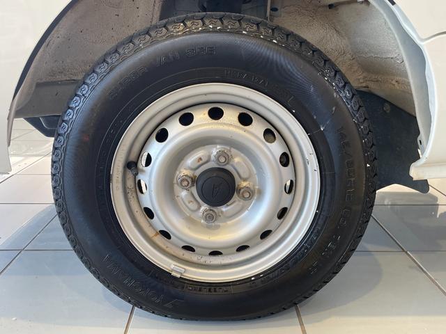 ご覧いただきありがとうございます。車両詳細等お気軽に店舗スタッフまでお問い合わせください。通話無料の専用フリーダイヤルもご用意しております【００７８−６０４３−８２２１】ぜひご利用ください。