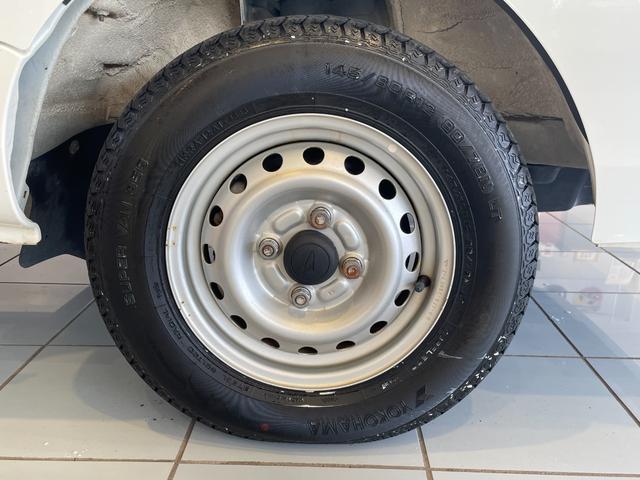 ご覧いただきありがとうございます。車両詳細等お気軽に店舗スタッフまでお問い合わせください。通話無料の専用フリーダイヤルもご用意しております【００７８−６０４３−８２２１】ぜひご利用ください。