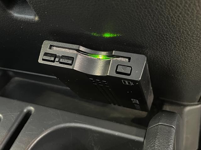 ご覧いただきありがとうございます。車両詳細等お気軽に店舗スタッフまでお問い合わせください。通話無料の専用フリーダイヤルもご用意しております【００７８−６０４３−８２２１】ぜひご利用ください。