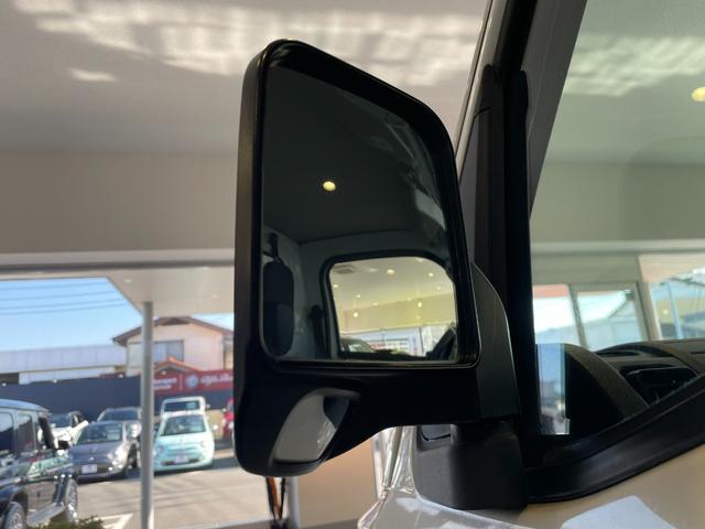 ご覧いただきありがとうございます。車両詳細等お気軽に店舗スタッフまでお問い合わせください。通話無料の専用フリーダイヤルもご用意しております【００７８−６０４３−８２２１】ぜひご利用ください。