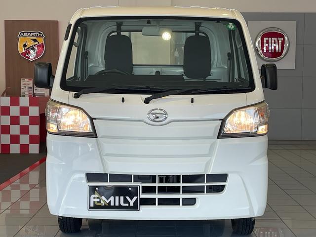 ご覧いただきありがとうございます。車両詳細等お気軽に店舗スタッフまでお問い合わせください。通話無料の専用フリーダイヤルもご用意しております【００７８−６０４３−８２２１】ぜひご利用ください。