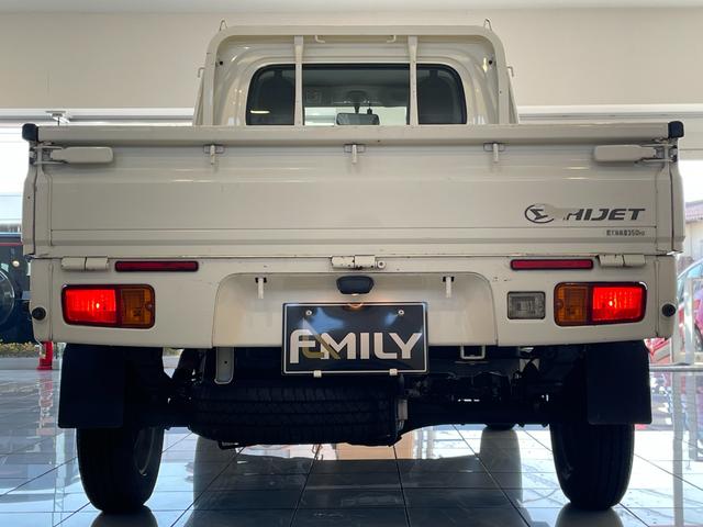 ご覧いただきありがとうございます。車両詳細等お気軽に店舗スタッフまでお問い合わせください。通話無料の専用フリーダイヤルもご用意しております【００７８−６０４３−８２２１】ぜひご利用ください。