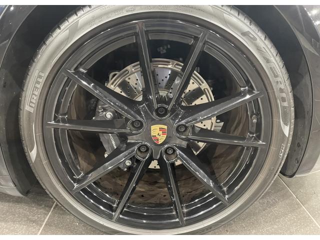 ９１１ ９１１カレラ　スポーツクロノＰＫＧ／スポーツエクゾースト／２０インチ２１インチカレラＳホイール／ドラレコ前後／バックカメラ／３６０度カメラ／レッドレザー／プライバシーガラス／１４ｗａｙスポーツシート／保証継承（20枚目）