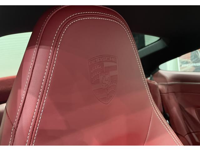 ９１１ ９１１カレラ　スポーツクロノＰＫＧ／スポーツエクゾースト／２０インチ２１インチカレラＳホイール／ドラレコ前後／バックカメラ／３６０度カメラ／レッドレザー／プライバシーガラス／１４ｗａｙスポーツシート／保証継承（26枚目）