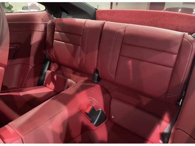 ９１１ ９１１カレラ　スポーツクロノＰＫＧ／スポーツエクゾースト／２０インチ２１インチカレラＳホイール／ドラレコ前後／バックカメラ／３６０度カメラ／レッドレザー／プライバシーガラス／１４ｗａｙスポーツシート／保証継承（35枚目）