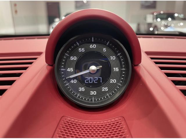 ９１１ ９１１カレラ　スポーツクロノＰＫＧ／スポーツエクゾースト／２０インチ２１インチカレラＳホイール／ドラレコ前後／バックカメラ／３６０度カメラ／レッドレザー／プライバシーガラス／１４ｗａｙスポーツシート／保証継承（48枚目）