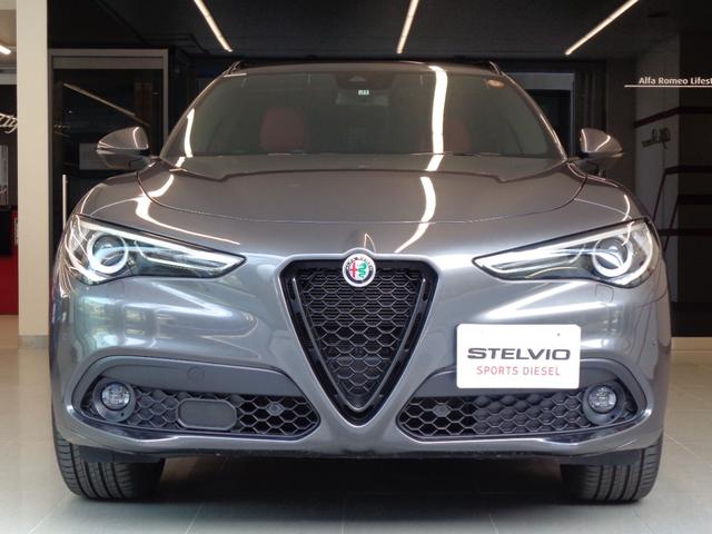 alfa romeo stelvio interni