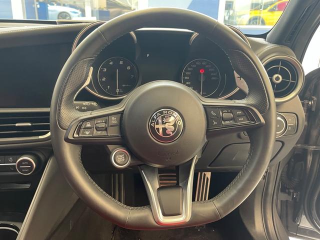 ジュリア ヴェローチェ　ディーラー管理試乗車　Ａｐｐｌｅ　Ｃａｒｐｌａｙ／Ａｎｄｒｏｉｄ　Ａｕｔｏ対応　ドライブレコーダー　ＥＴＣ付（22枚目）