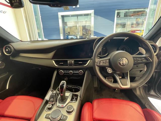 ジュリア ヴェローチェ　ディーラー管理試乗車　Ａｐｐｌｅ　Ｃａｒｐｌａｙ／Ａｎｄｒｏｉｄ　Ａｕｔｏ対応　ドライブレコーダー　ＥＴＣ付（23枚目）