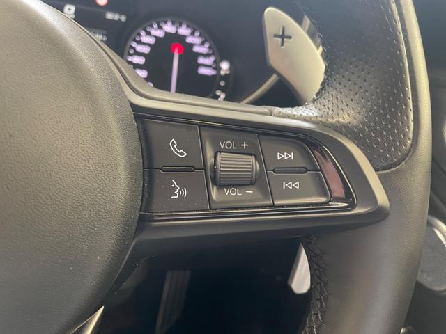 ジュリア ヴェローチェ　ディーラー管理試乗車　Ａｐｐｌｅ　Ｃａｒｐｌａｙ／Ａｎｄｒｏｉｄ　Ａｕｔｏ対応　ドライブレコーダー　ＥＴＣ付（46枚目）