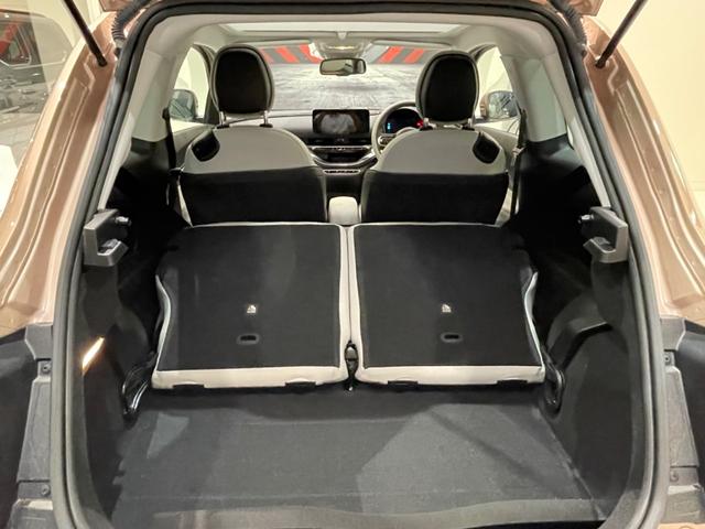 ５００ｅ アイコン　ディーラー試乗使用車　認定中古車　純正ナビ／Ａｐｐｌｅ　Ｃａｒｐｌａｙ／Ａｎｄｒｏｉｄ　Ａｕｔｏ対応　ＥＴＣ車載器付　ガラスルーフ（17枚目）