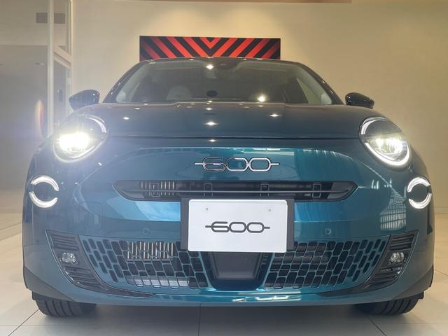 ６００ハイブリッド ラ　プリマ　ディーラー試乗使用車　認定中古車　新車保証継承　純正ナビゲーション　Ａｐｐｌｅ　Ｃａｒｐｌａｙ／Ａｎｄｒｏｉｄ　Ａｕｔｏ対応　アダプティブクルーズコントロール　シートヒーター（4枚目）