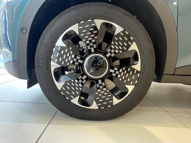 ６００ハイブリッド ラ　プリマ　ディーラー試乗使用車　認定中古車　新車保証継承　純正ナビゲーション　Ａｐｐｌｅ　Ｃａｒｐｌａｙ／Ａｎｄｒｏｉｄ　Ａｕｔｏ対応　アダプティブクルーズコントロール　シートヒーター（9枚目）